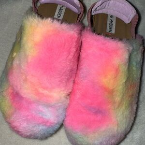 Steve Madden Kids Faux-Fur Slip-On Clogs in Pink Rainbow